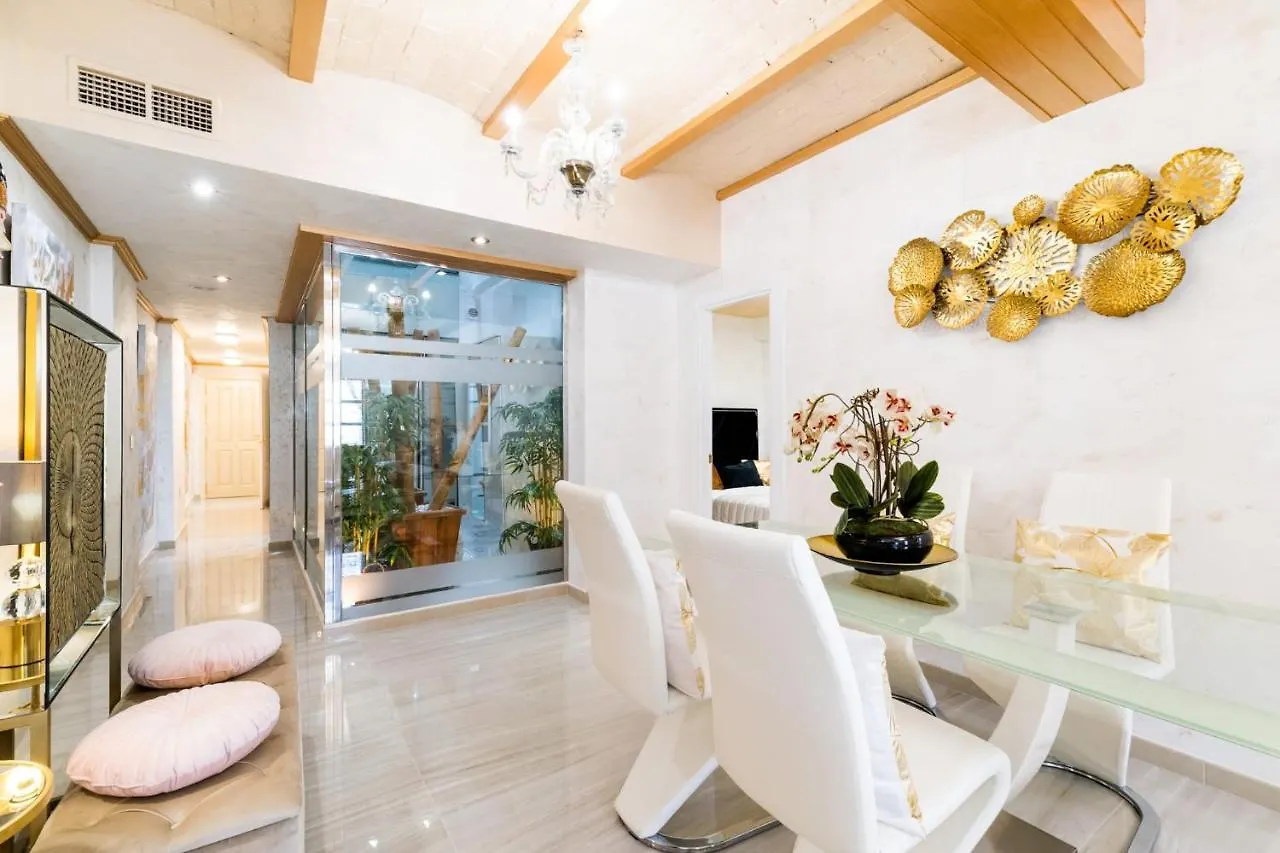 Granada Luxury Apartment